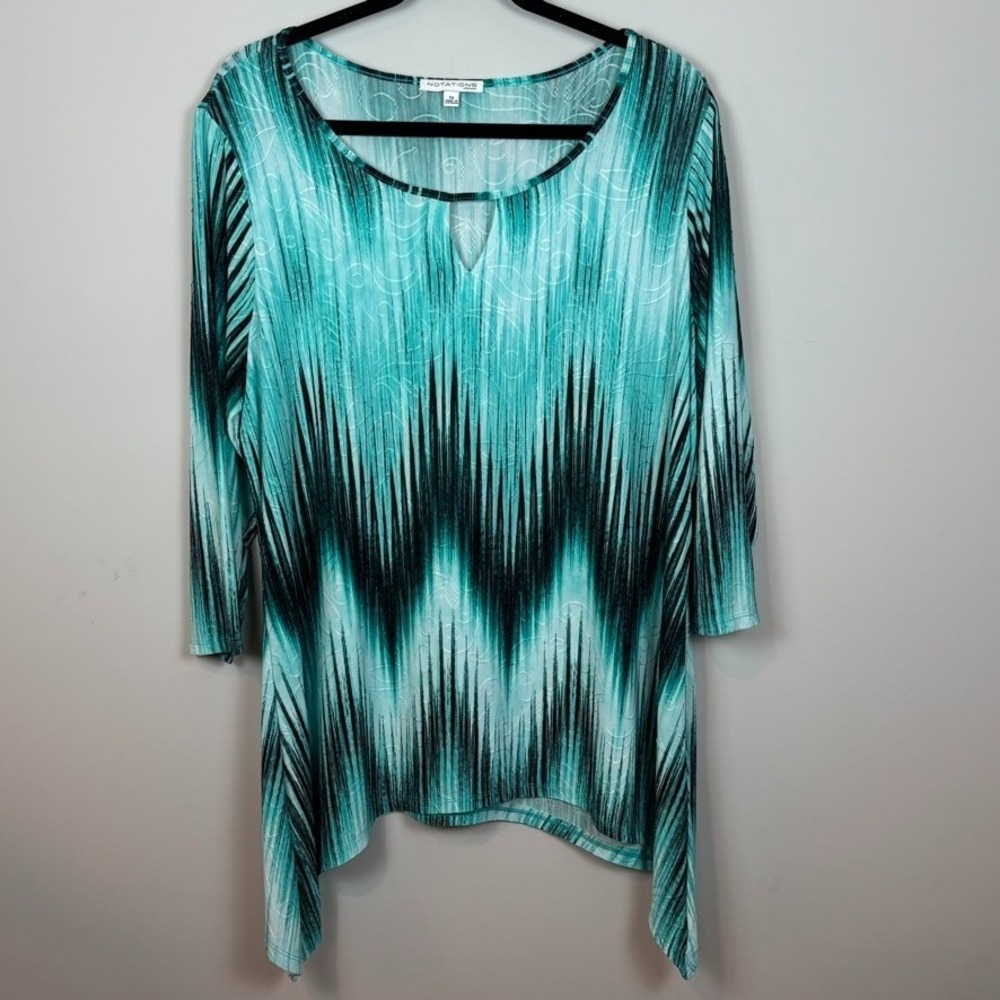 Notations Woman Teal Black Abstract 3/4 Sleeve Stretch Shark Hem Tunic Top 1X